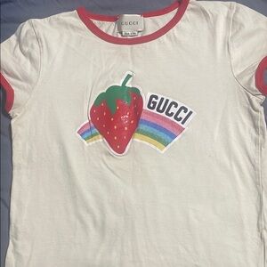 Gucci Cream and Red Short Sleeve Tee with Strawberry Graphic